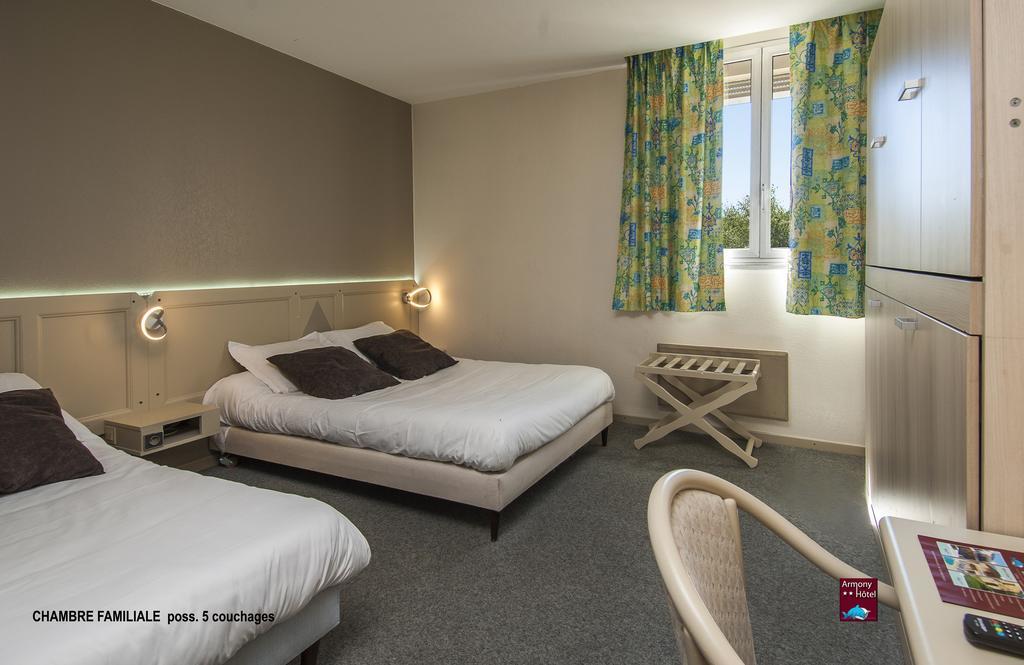Hotel Armony Laissac Экстерьер фото